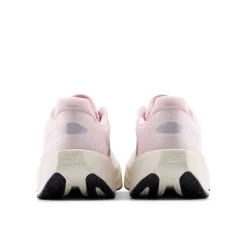 New Balance FuelCell Rebel v5 Løbesko Dame