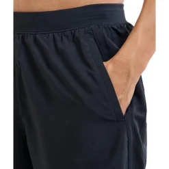 Under Armour Launch 7